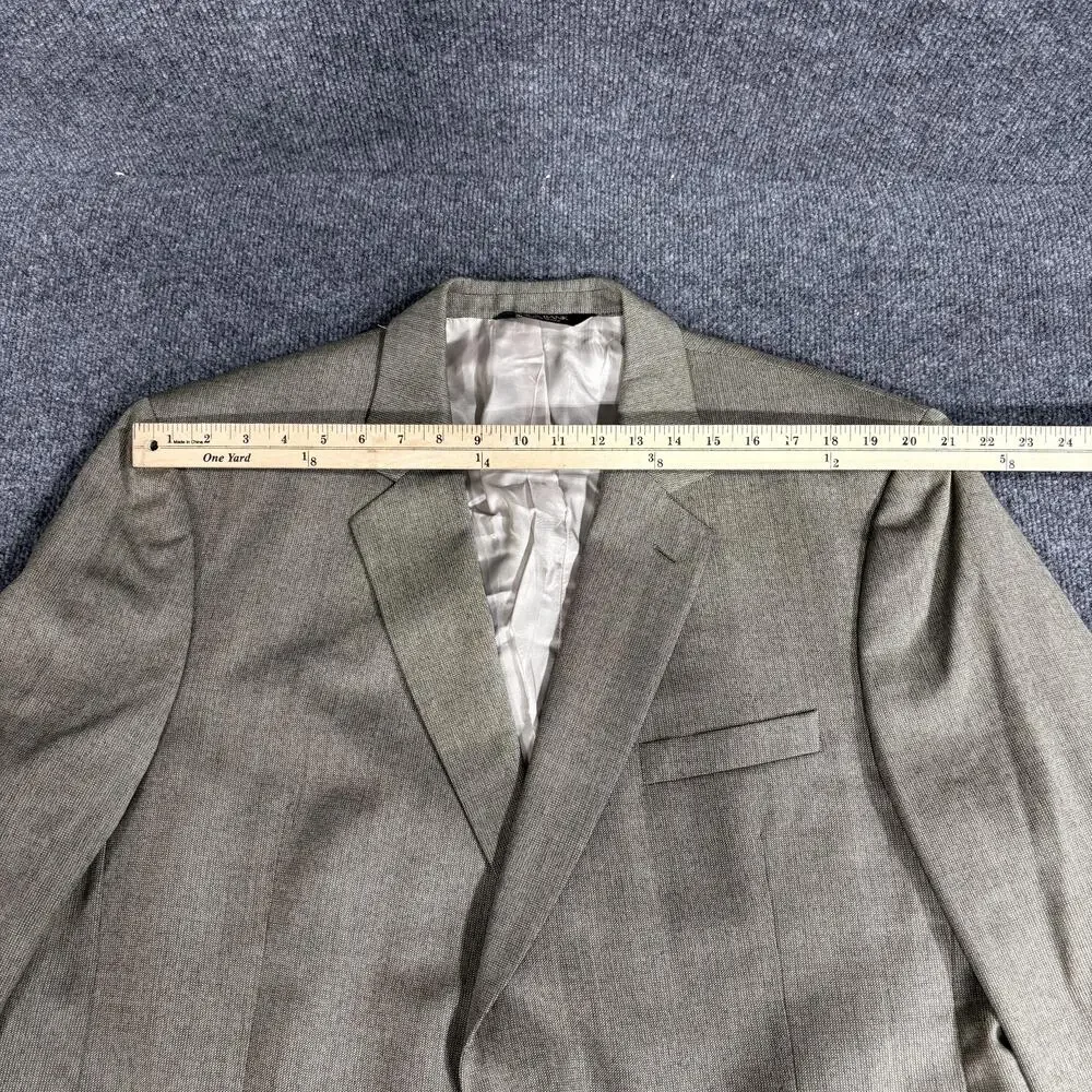 Jos. A. Bank blazer pockets reads